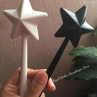 Portable Salt Pepper Shakers  Refillable Magical Star Wand S