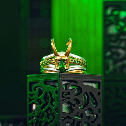 Hibiscus Chen Emerald Ring Womens Crystal Rocky Helmet Ring