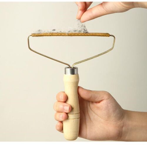 Portable Lint Remover Clothes Fuzz Fabric Shaver Brush Tool
