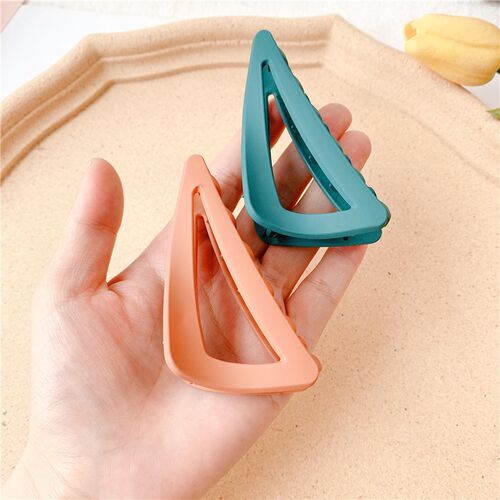 Hollow Geometry Macaron Plastic Hair Claw Girls Solid Color