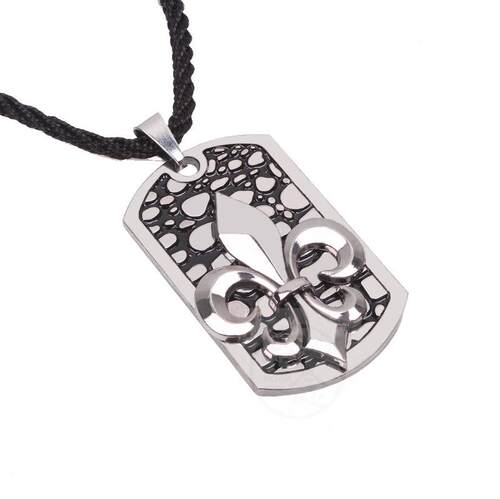 。Qinuo mens short clavicle neck chain fashion retro fashio