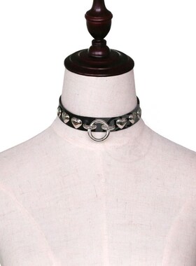 。Punk personality super cool rivet love nail Pu collar coll