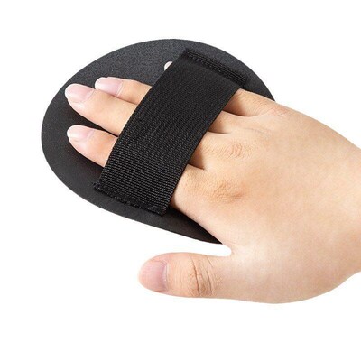 Round RoundRound Scrubbing Mitt for Mud Removal Exfoliation
