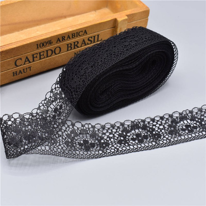 10 Yards High Quality Beautiful White Lace Ribbon Tape 40MM - 实物图