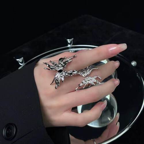 New Punk Irregular Butterfly Rings for Women Liquid Metal Bu