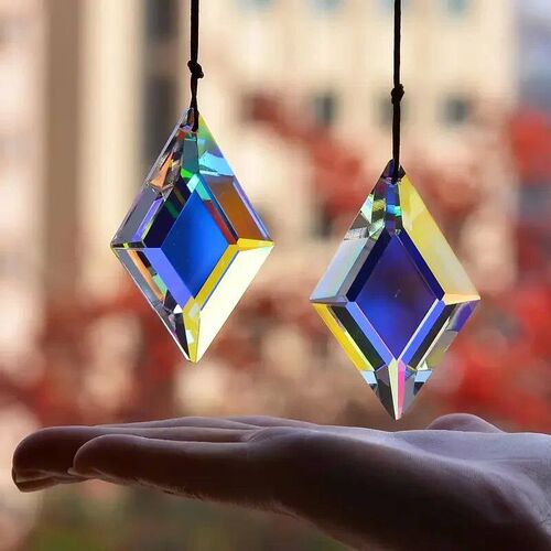 2 pcs Diamond Shaped Crystal Light Catching Prisms, Rainbow