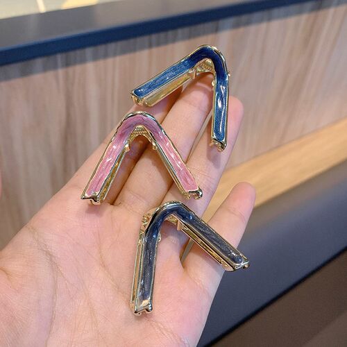 Chic V Shape Claw Clip Women Hair Clip Geometric Hair Clips