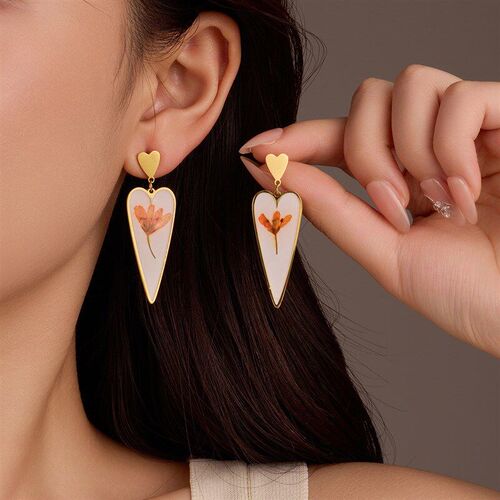New Fashion Heartshaped Waterdrop Geometric Dried Flower Oil