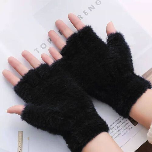 Fuzzy Gloves Women Winter Soft Warm Fashion Writing Gloves O
