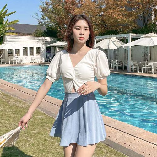 New Swimwear Womens Body-Slimming Fashionable Color-matchin