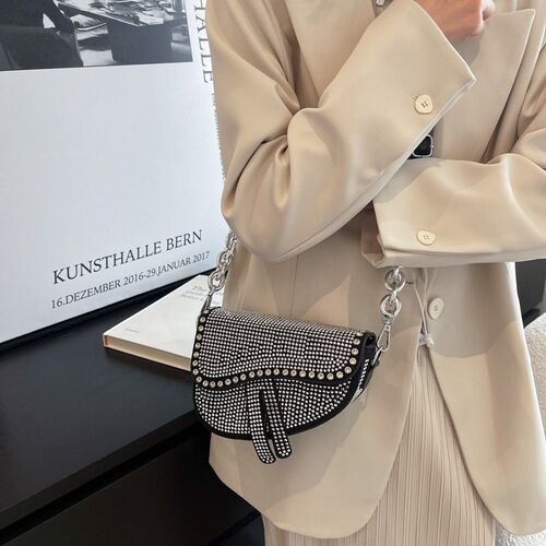 Womens Bag 2023 rend High-Grade Thick Chain Bright Diamond