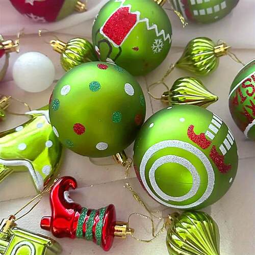46-piece red, green and white Christmas ball decoration set