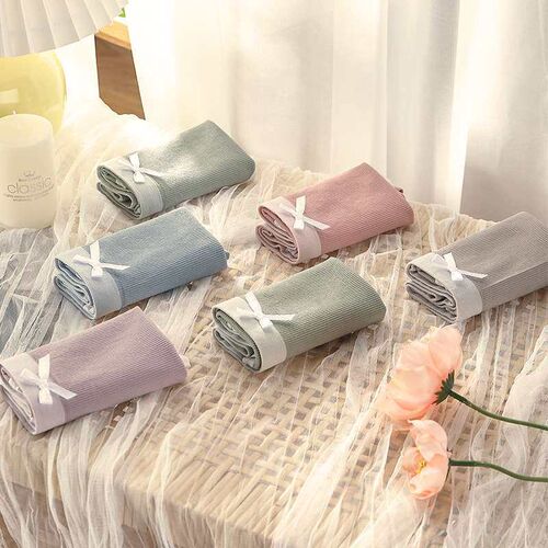 Underwear Womens Cotton Mid-waist Traceless Underwear Four