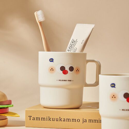 Cute and high-value childrens mouthwash cup