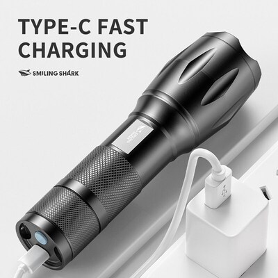 Outdoor high brightness riding light flashlight zoom