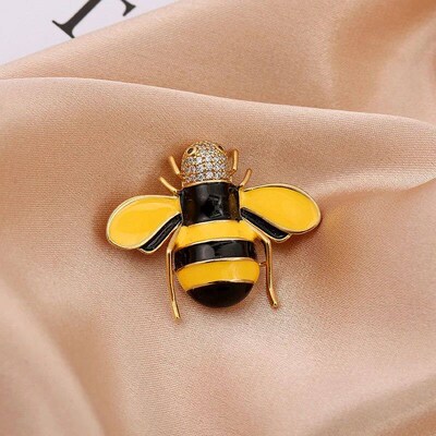 Cute Rhinestone Bee Brooch Women Party Accessories Insect Pe