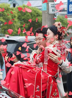 结婚礼花筒花瓣雨婚礼接亲手拿礼炮手拧式喷花炮筒婚庆用品大全