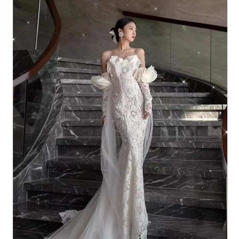 一字肩旅拍高档蕾丝轻婚纱2023新款新娘婚礼迎宾小个子简约出门纱