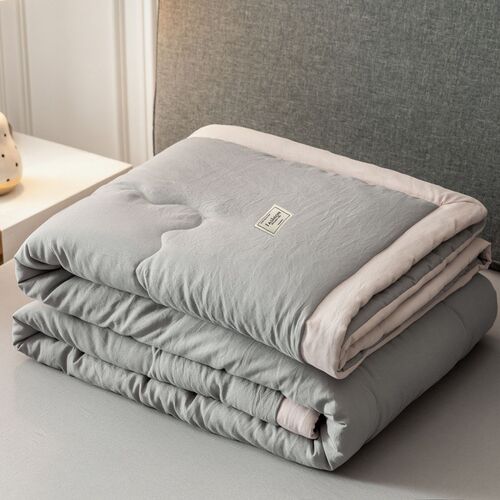 High quality summer quilt/blanket/quilts/blankets被子