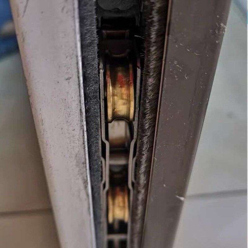 老式不锈钢纱窗轮配件推拉纱门滚轮下轮防蚊塑钢滑轮轨道纱网窗轮