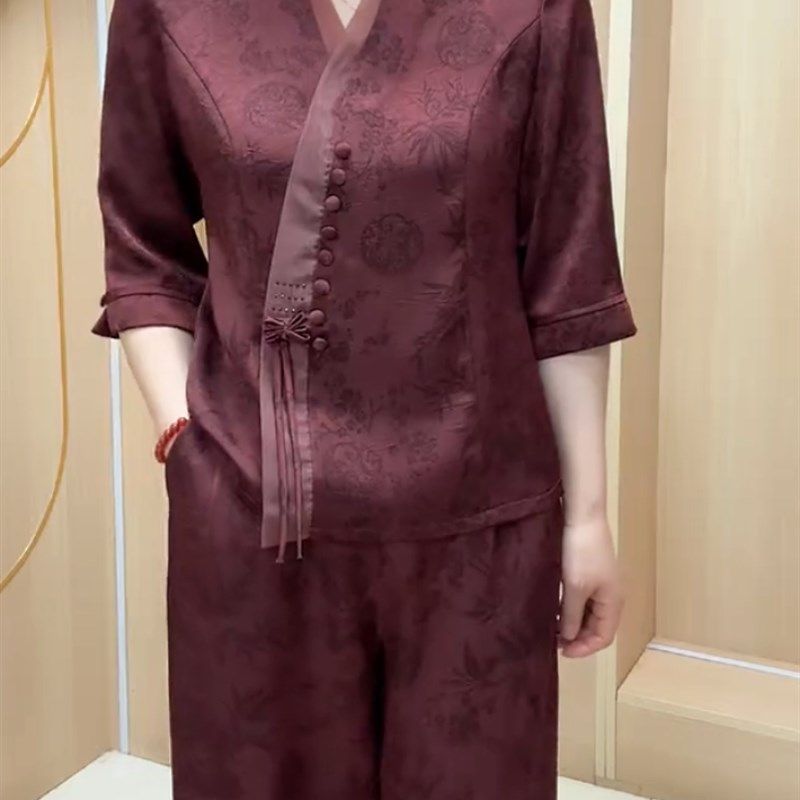 梅兰竹菊偏襟拼接蕾丝上衣加裤子两件套时尚洋气夏季新款女装套装