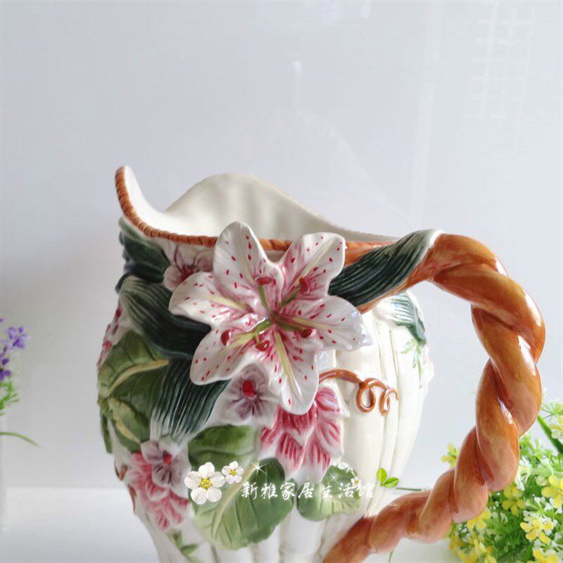 方亚花瓶百合富贵竹水罐雕陶瓷花瓶婚房摆件摆设装饰品