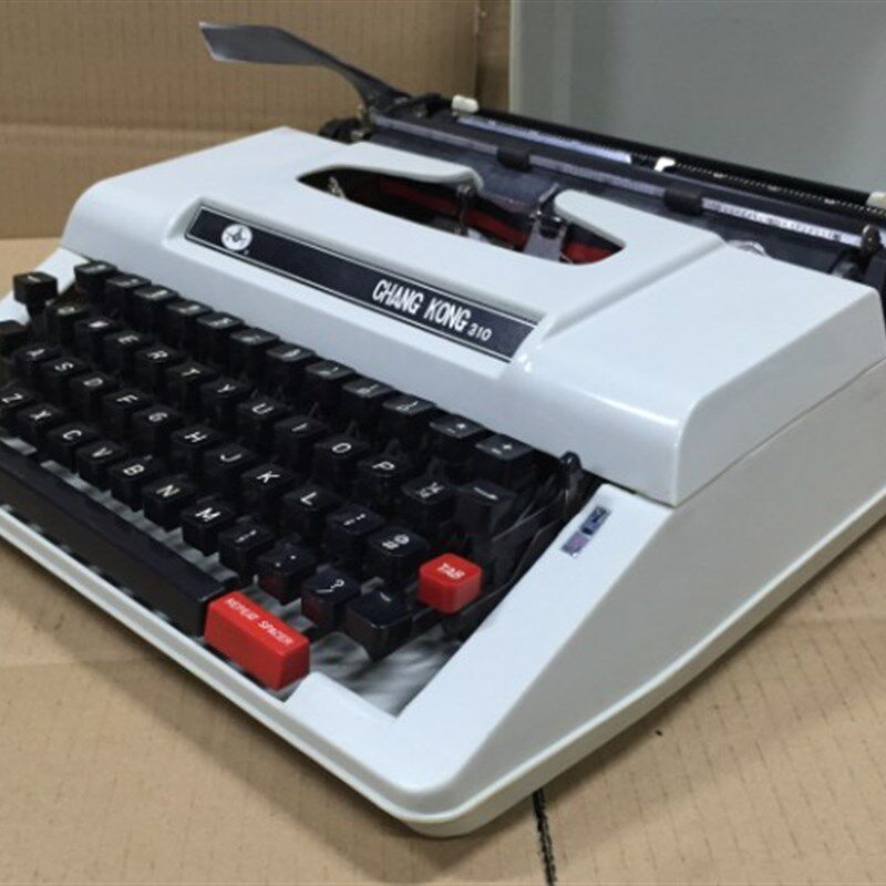 长空牌310型老式英文打字机 手动机械英文打字机 可正常使用
