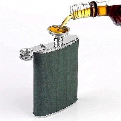 Hip Flask Set Stainless Steel Flask Of Gifts For Men 260ML