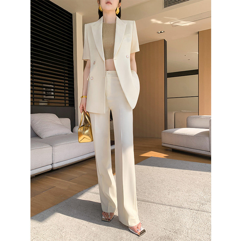 白色小西装套装女2025新款夏季薄款高级感职业阔腿裤休闲西服外套