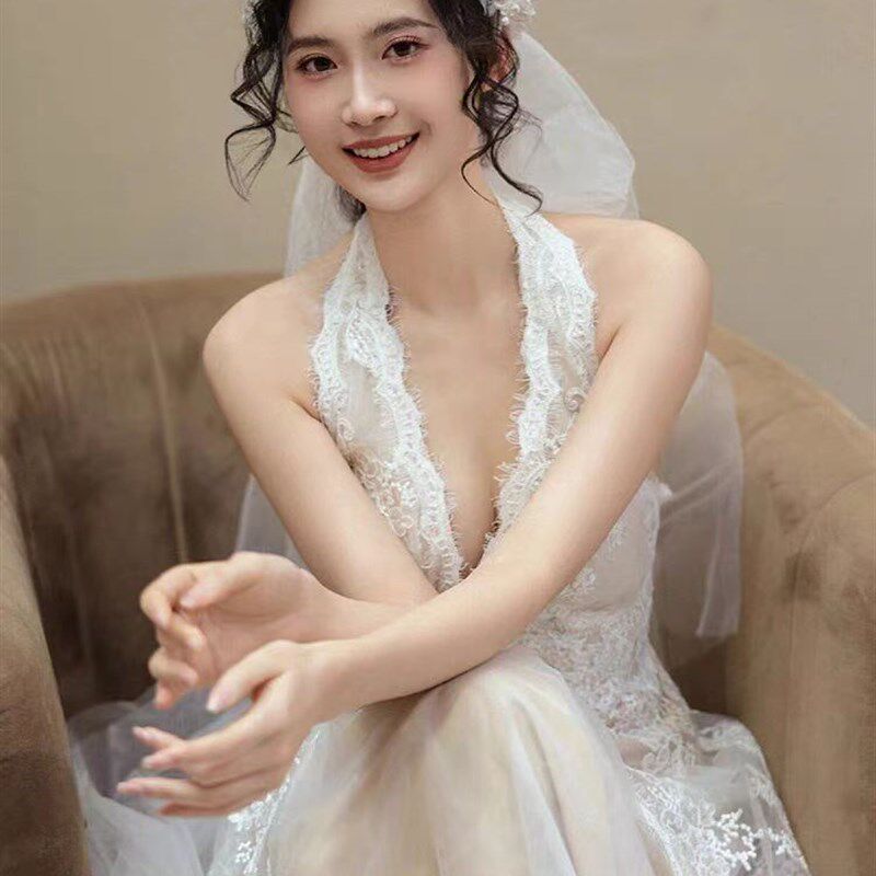 法式复古蕾丝V领轻婚纱新娘宴会挂脖晨袍拖尾出门纱敬酒晚礼服裙