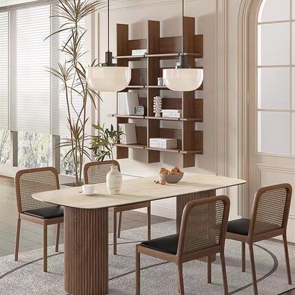 法式复古餐桌椅组合进口洞石椭圆形极简家用小户型岩板奶油风餐桌