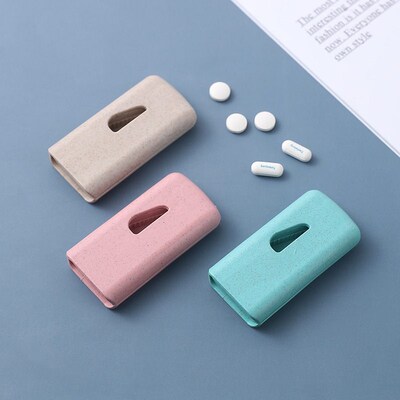1pc Mini Useful Portable Medicine Pill Holder Tablet Cutter