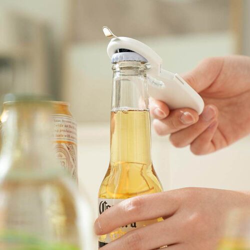 Magnetic Can Opener for Beer, Soda, and Fruit Cans - Multifu