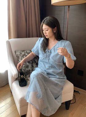 NAZ那子大码2024夏季新款法式气质高级感度假风胖mm立体花连衣裙