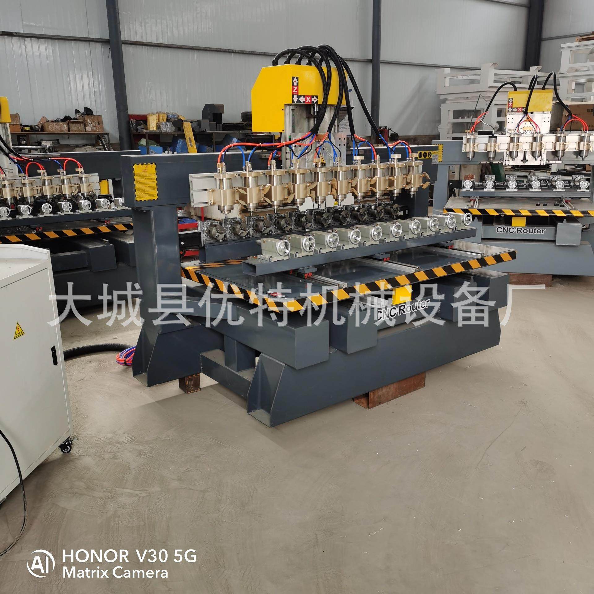 多头四轴圆雕刻机 桃木剑木梳数控雕刻机 十头雕刻机 雕刻机,五金/工具,机床,淘宝优惠券,粉丝福利购,淘宝优惠卷