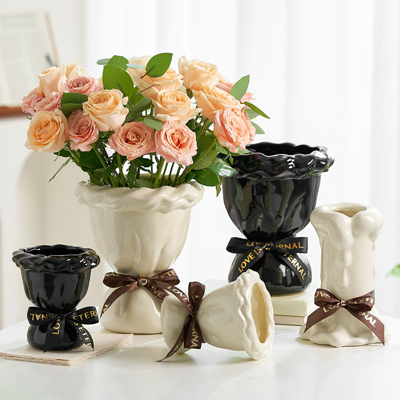 法式奶油风陶瓷花瓶手捧花束插花复古水培侘寂风餐桌客厅装饰摆件,家居饰品,花瓶,淘宝优惠券,粉丝福利购,淘宝优惠卷