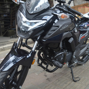 特技杠新本150R 防摔胶 幻影RR150保险杠电喷幻影改装 新款