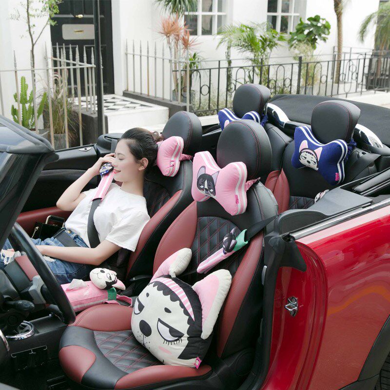 卡里努努呜呜狗可爱卡通骨头枕记忆棉汽车头枕护颈枕女生汽车内饰