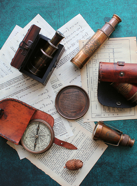 进口黄铜复古望远镜指南针个性书房桌面家居摆件便携怀旧摄影道具