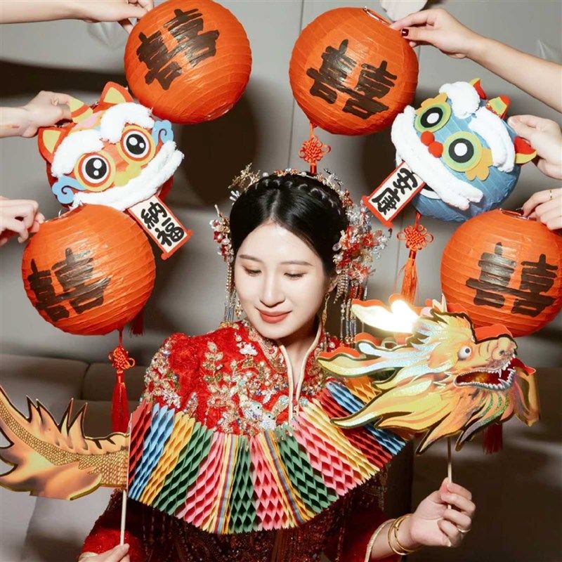 晨袍结婚拍照道具接亲游戏婚礼创意婚房布置舞龙醒狮灯笼喜字对联,节庆用品/礼品,堵门/游戏道具,淘宝优惠券,粉丝福利购,淘宝优惠卷