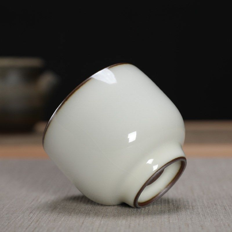 龙泉市青瓷龚炳明手工茶杯功夫茶具大号哥窑铁胎蛋白釉主人杯精品,餐饮具,茶杯,淘宝优惠券,粉丝福利购,淘宝优惠卷