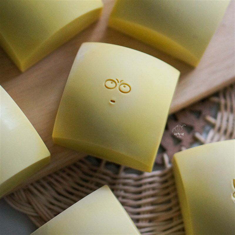 8连圆顶方形模 手工皂 家事皂 硅胶 模具 烘焙用具 甜品模具