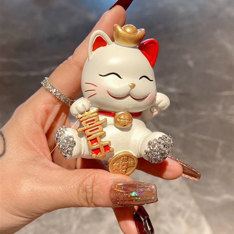 2024新款招财猫汽车摆件陶瓷小号日式可爱创意车内装饰品招财平安