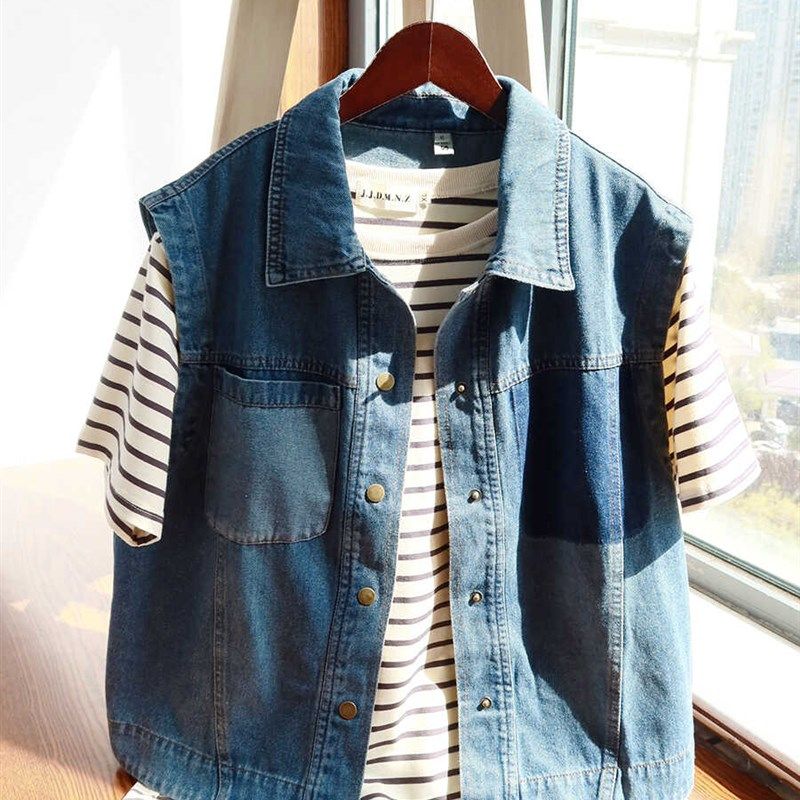 大码牛仔马甲背心女胖mm春夏季新款复古撞色口袋翻领马夹外套外穿