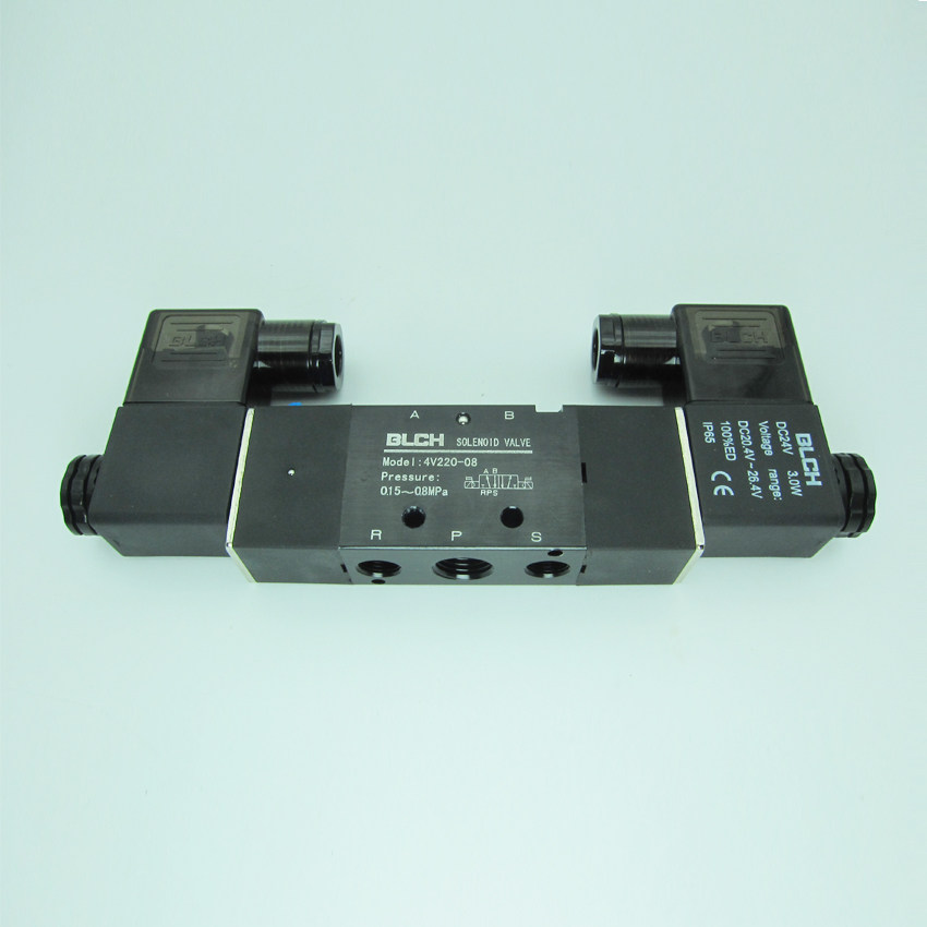 电磁阀4V210-08-24V/220V  4V220-08-220V 单/双电控二位五通