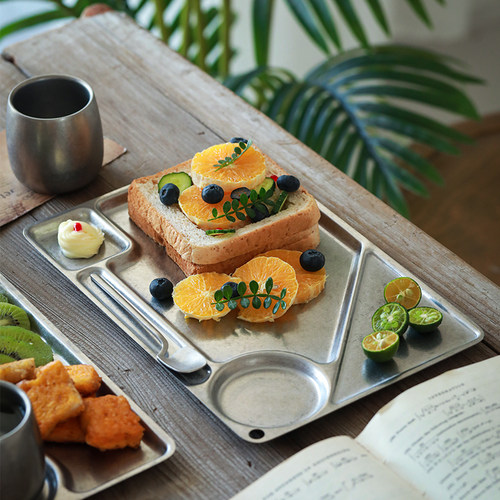 餐桌上的仪式感复古工业风食品级不锈钢餐用托盘分格盘分餐盘早餐