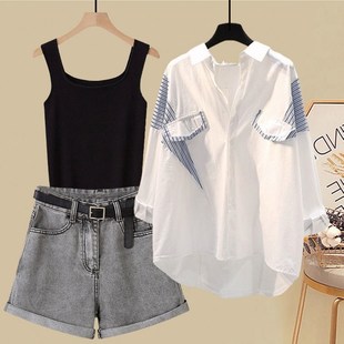 夏季套装女2024新款大码女装穿搭条纹衬衫背心显瘦牛仔短裤三件套