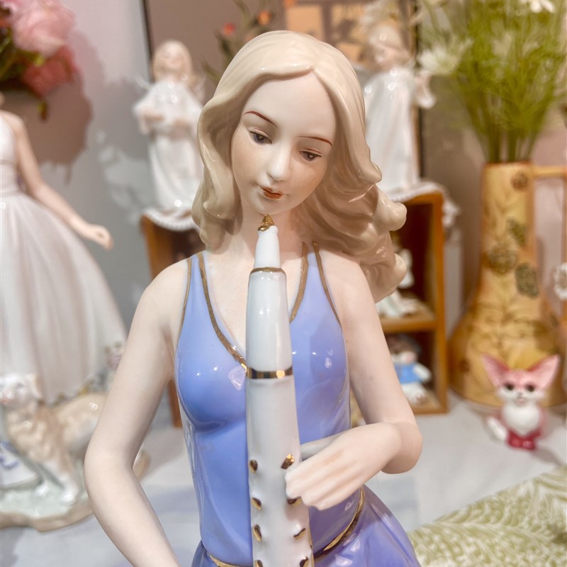 创意女孩陶瓷摆件家居客厅酒柜房间少女心装饰品新结婚礼物送新人