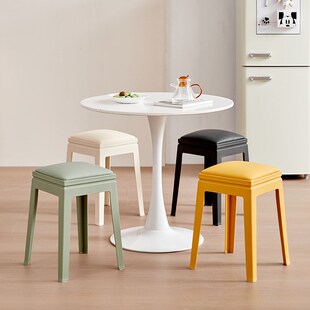 塑料凳子家用加厚大人结实客厅餐桌吃饭防滑叠放简约高凳板凳椅子