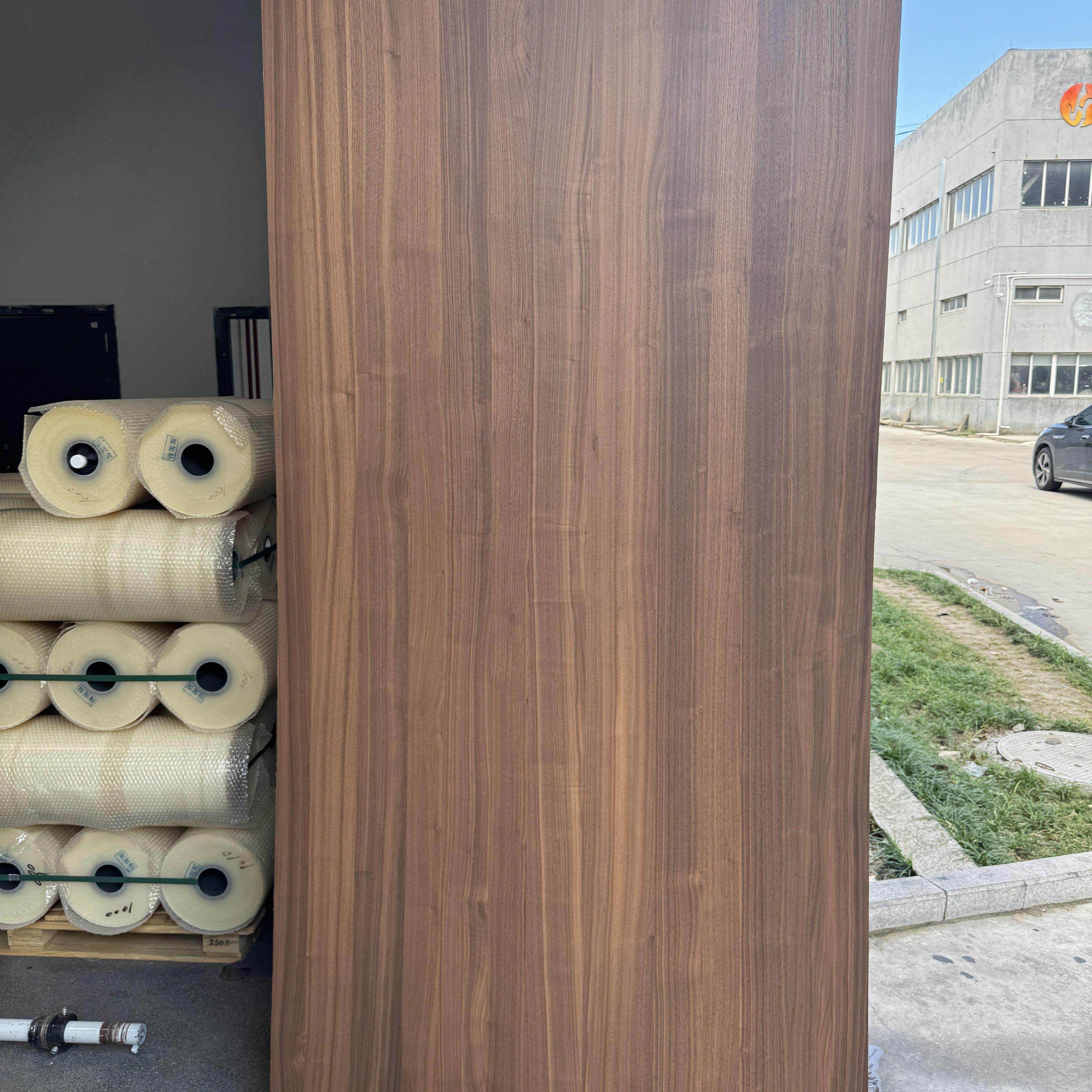 免漆木饰面板科技木科定kd板电视背景白橡黑胡桃涂装板饰面胶合板